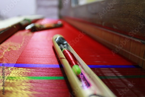 Obraz hand loom silk sarees weaving process threading material
