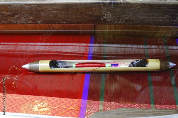 Obraz hand loom silk sarees weaving process threading material