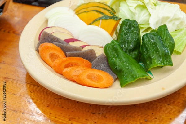 Fototapeta 焼く前の野菜