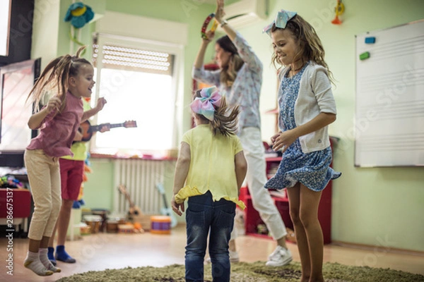 Fototapeta Dancing day.