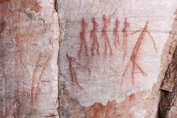 Obraz Ancient Khoisan bushman drawings on rock in a cave in the Cederberg mountains.