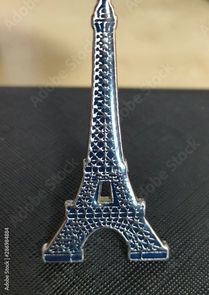 Fototapeta eiffel tower isolated on white background