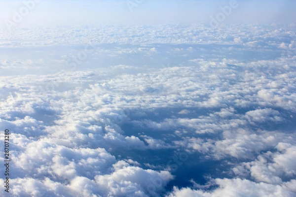 Obraz 上空　雲の上より空撮