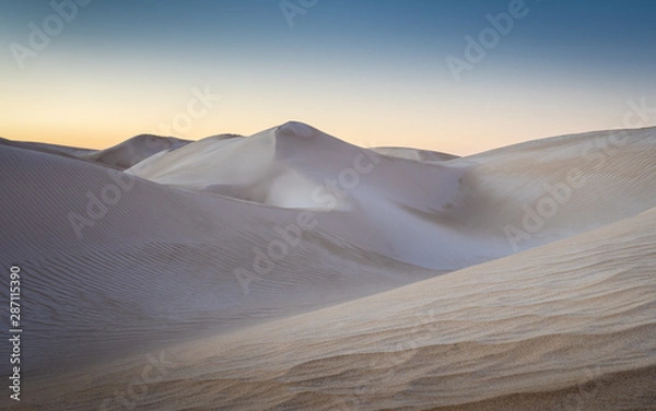 Fototapeta Desert Dawn
