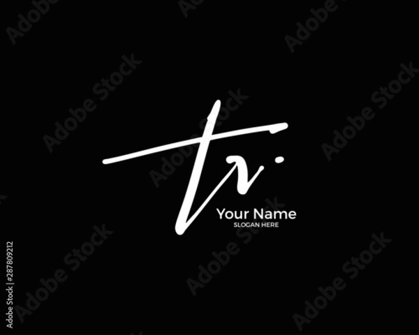 Obraz T R TR initial logo signature vector. Handwriting concept logo.