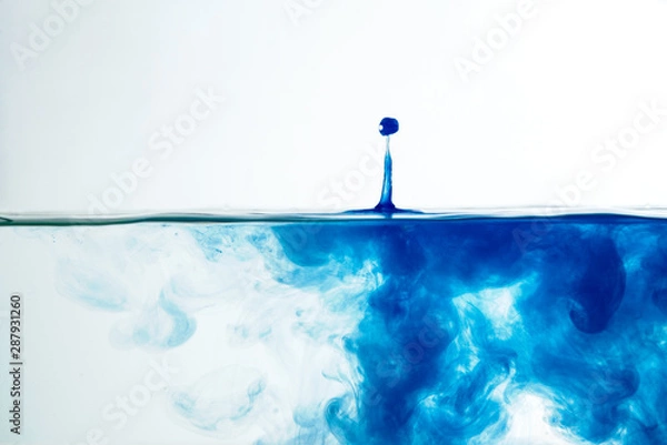 Obraz blue water surface with splash