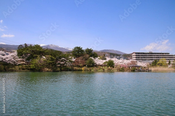 Fototapeta 鏡ヶ池公園・岳温泉（福島県・二本松市）
