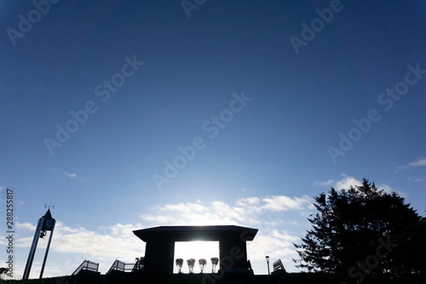 Obraz 小屋から見える朝日