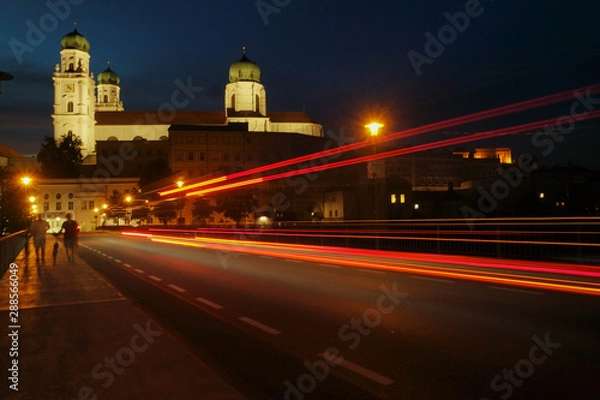 Obraz Lichtstreifen durch Passau
