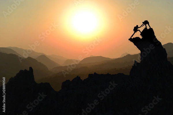 Fototapeta solidarity, ability to work together and struggle