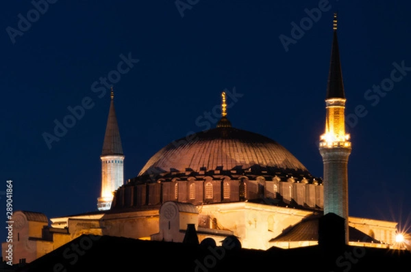 Obraz Is night time over Blue Mosque