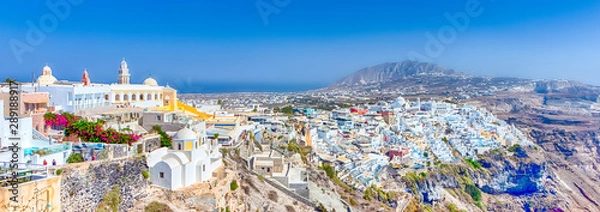 Fototapeta Panorama of Thira on Santorini Island in Greece at Daytime.