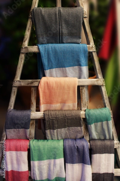 Fototapeta sciarpe e colori