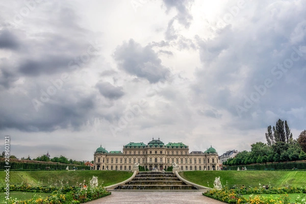 Fototapeta belvedere palace and fountain