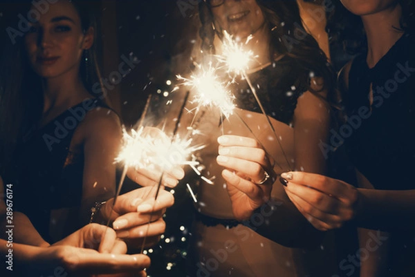 Obraz Set fire to sparklers