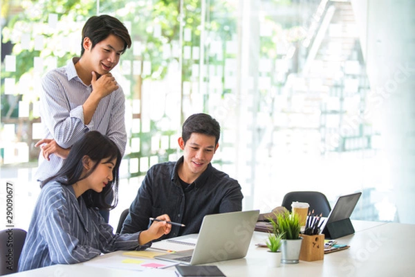 Fototapeta Asian student groups work together to research, work on classroom education