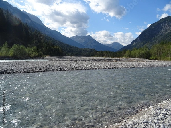 Obraz fluss lech mit bergen 