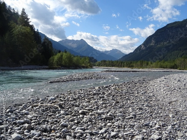 Obraz fluss lech mit bergen 