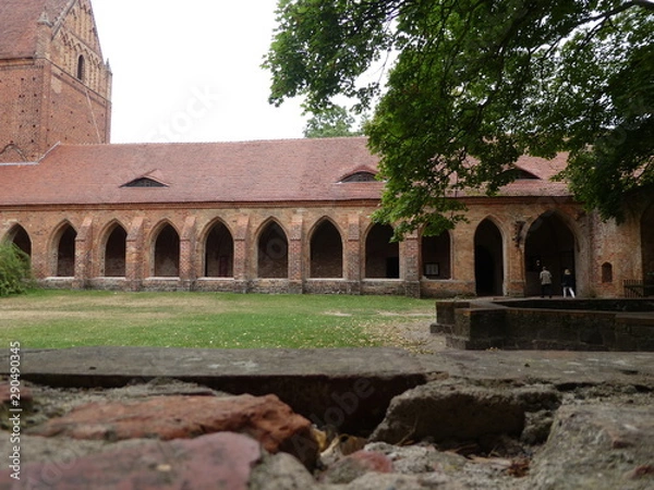 Obraz The monastery chorin inside or outside.