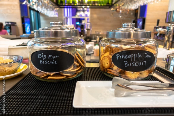 Fototapeta Asian Cookies in the Ja