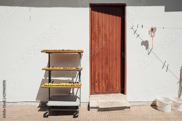 Fototapeta Fresh raw figs drying at the sun in Puglia, Italuy