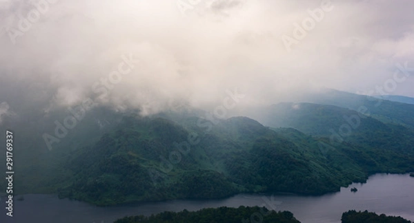 Obraz Mountain range in clouds
