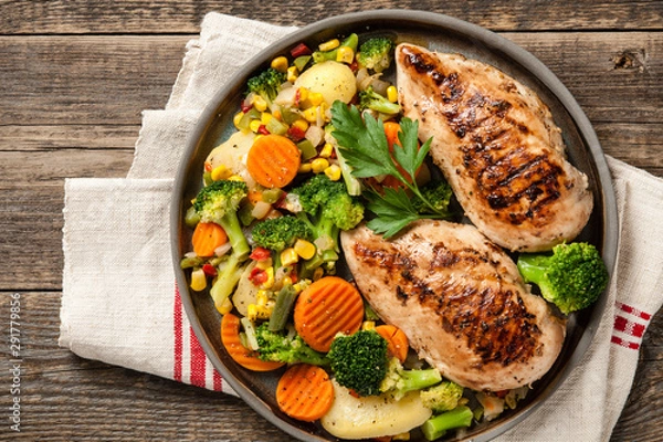 Obraz Grilled chicken breasts with vegetables