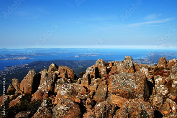 Fototapeta Rocky view from the summit of Mt. Wellington towards Antarctica.