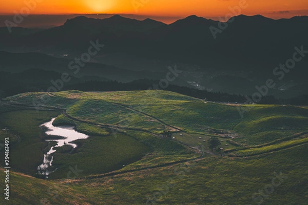 Fototapeta 奈良県　曽爾高原のススキと秋の夕景