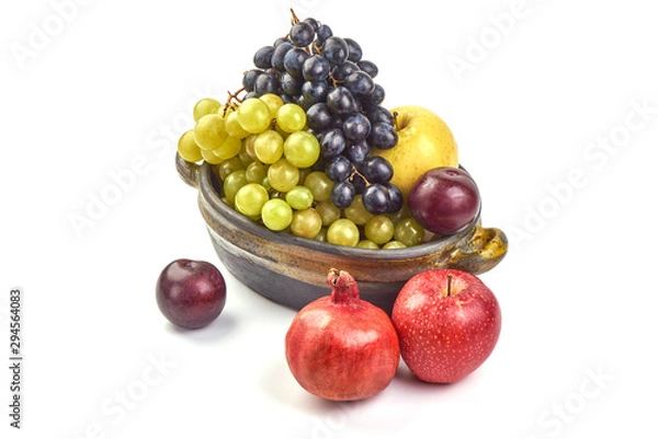 Fototapeta Sweet fresh juicy fruits, apples, grapes, grapefruit, plums, isolated on white background