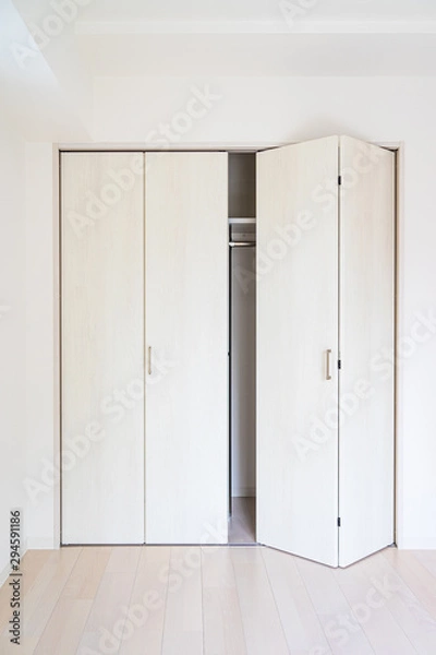 Fototapeta マンションのクローゼット