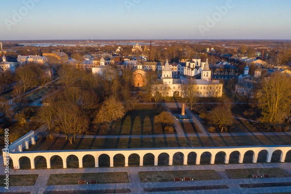 Fototapeta Yaroslav's Court in Veliky Novgorod. Nikolo-Dvorishchensky Cathedral, an important historical tourist site of Russia, aerial view from drone