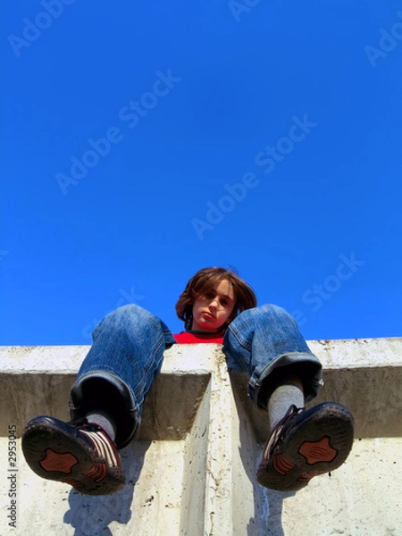 Fototapeta kid on a wall