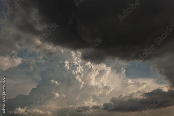 Obraz fluffy clouds in the sky