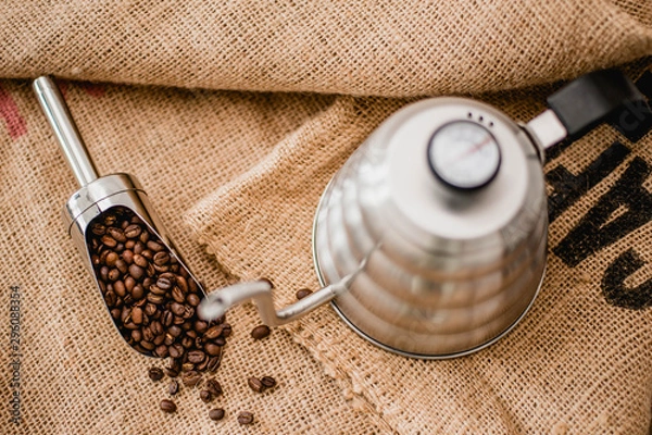 Obraz Coffee beans and kettle