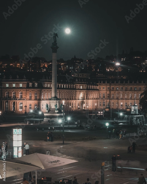 Obraz Full moon over castle Stuttgart night photography, photographed from castle square