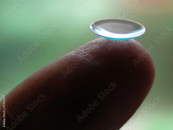 Obraz lente a contatto 6