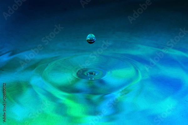 Fototapeta Amazing macro highspeed shot of colorful waterdrops