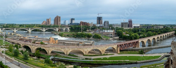 Fototapeta Panoramic view of Stone Arch Bridge