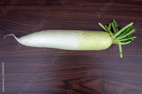 Obraz テーブルの上の大根