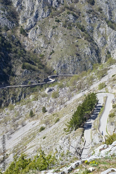 Obraz road in the mountains