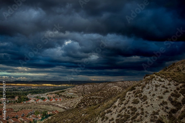 Fototapeta Cloudy Town 