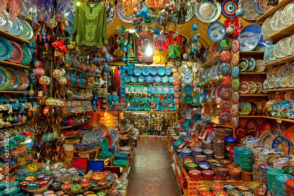 Obraz Sklepy na bazarach w Stambule.