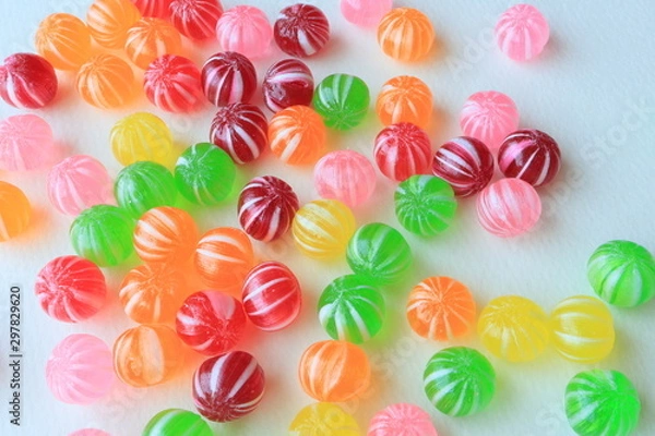 Obraz カラフル和風キャンディー　白背景