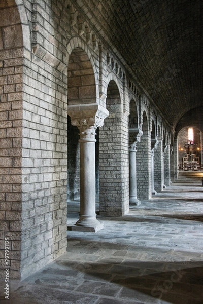 Fototapeta Arcos del monasterio de Ripoll