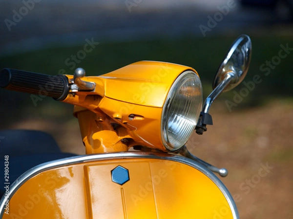 Fototapeta yellow scooter