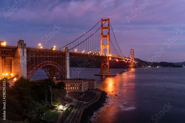 Fototapeta The Golden Gate Bridge, Declared One Of The Wonders Of The Modern World