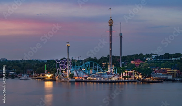 Obraz Amusement park at sunset