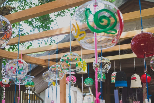 Fototapeta 沢山の風鈴（横）