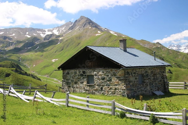 Fototapeta Einsame Berghütte